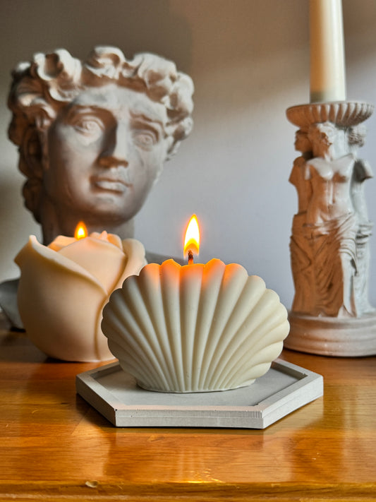Shella Candle