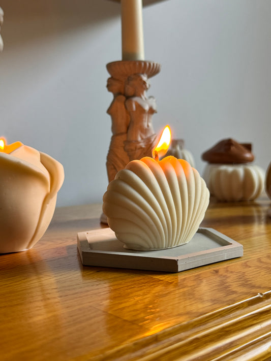 Shella Candle